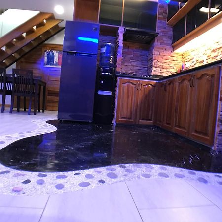 Clockworkorange Luxury Suites With Netflix Mactan Exterior photo