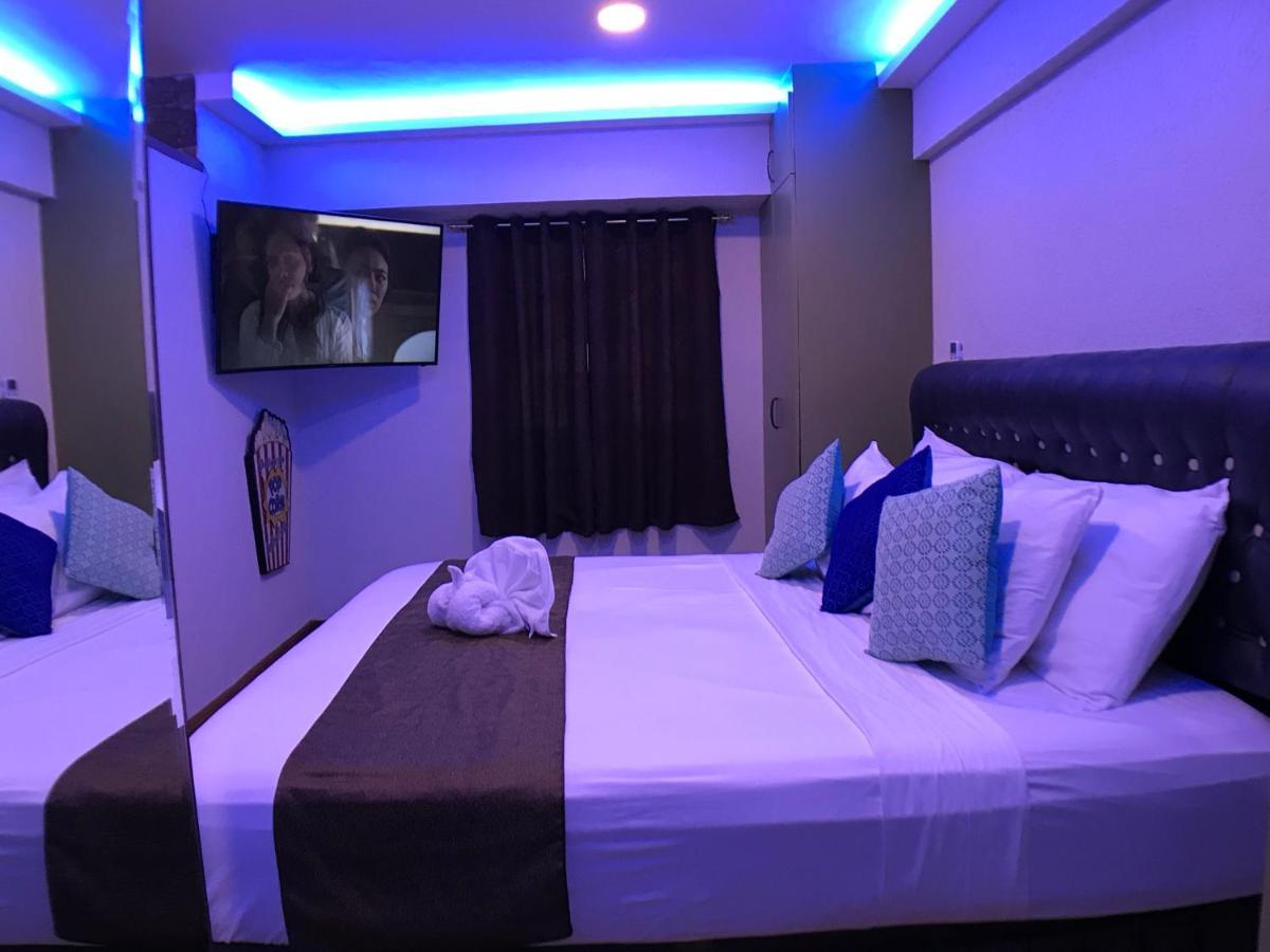Clockworkorange Luxury Suites With Netflix Mactan Exterior photo
