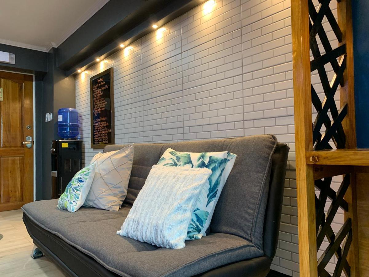 Clockworkorange Luxury Suites With Netflix Mactan Exterior photo