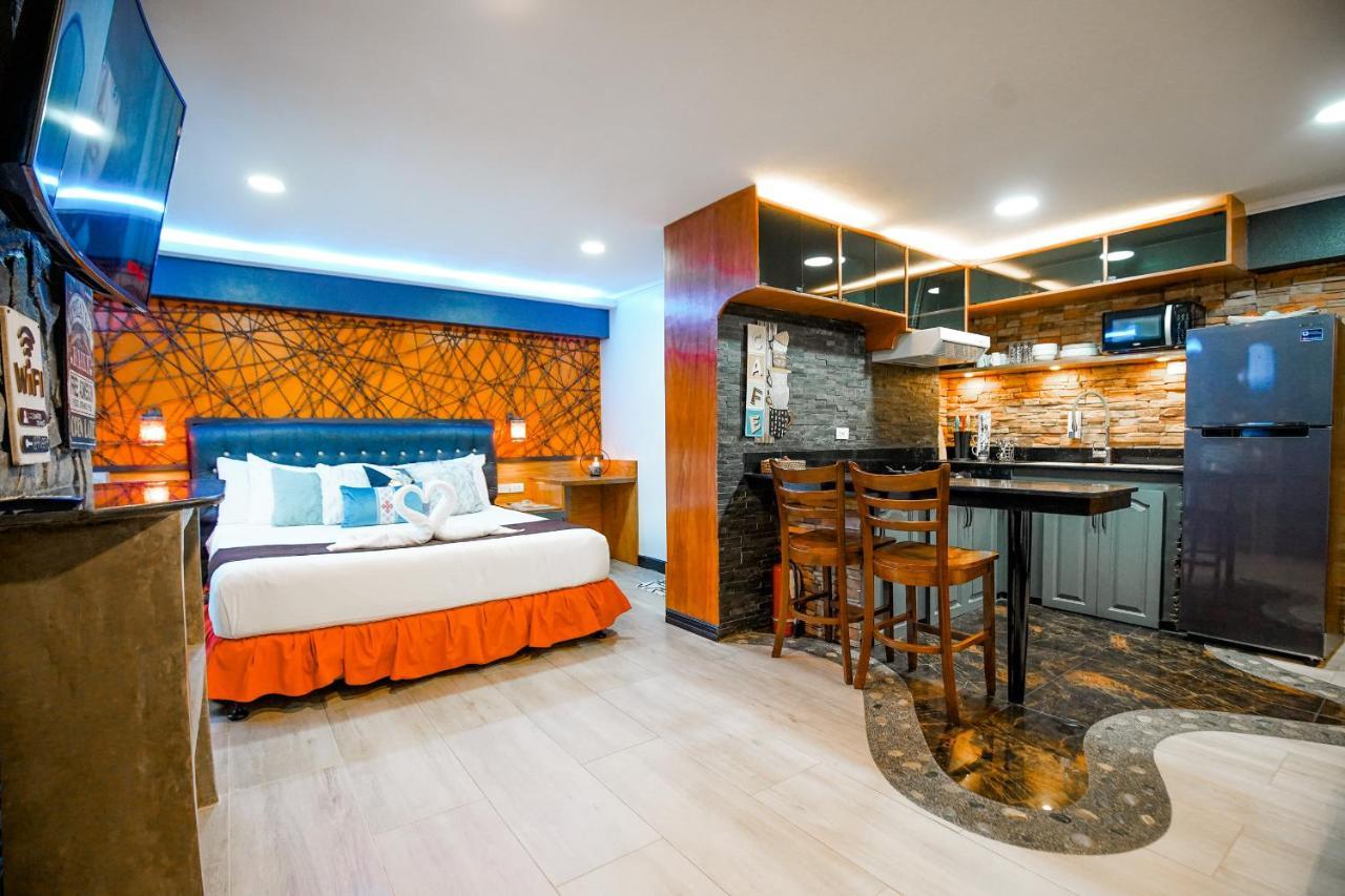 Clockworkorange Luxury Suites With Netflix Mactan Exterior photo