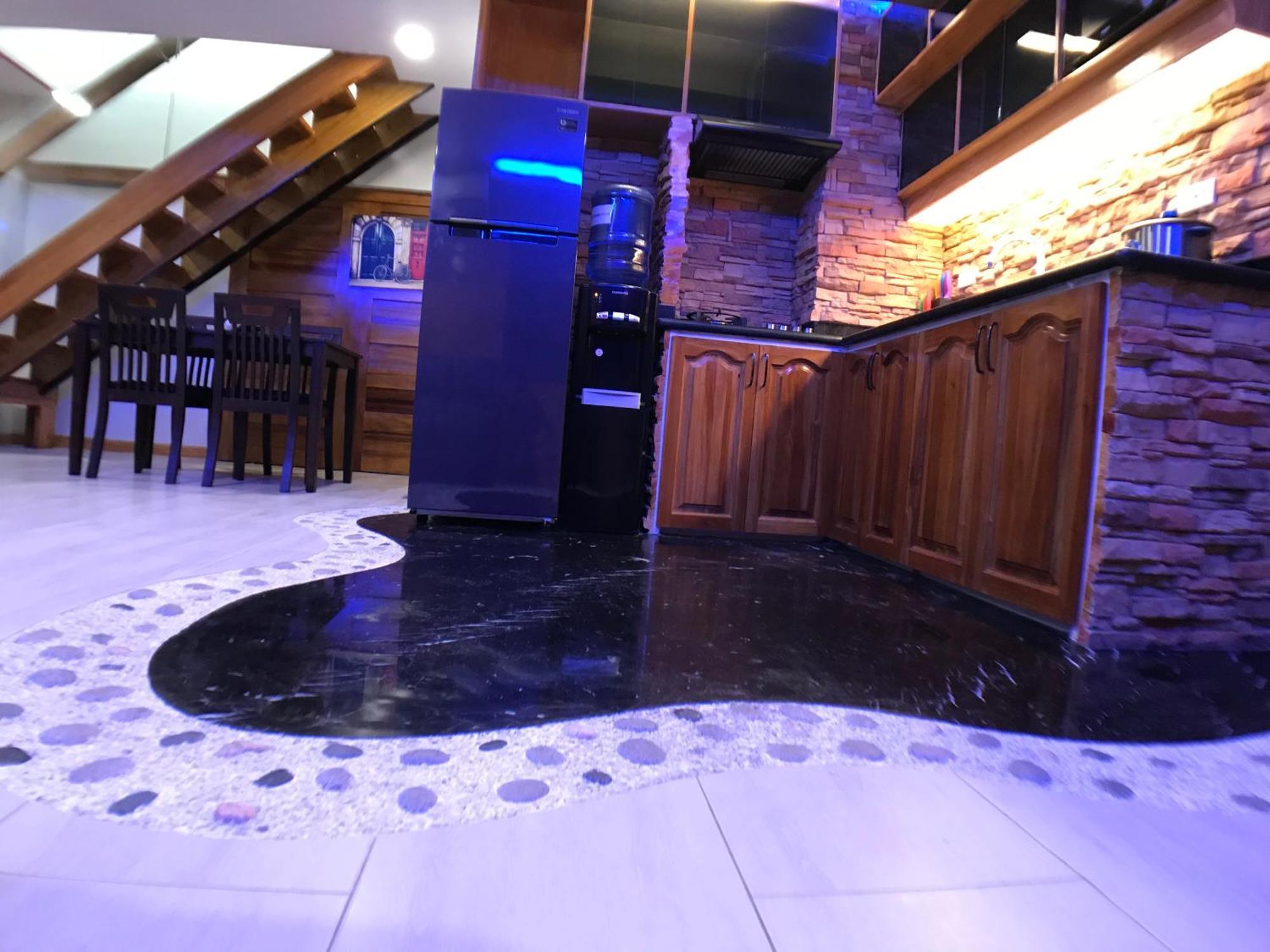 Clockworkorange Luxury Suites With Netflix Mactan Exterior photo